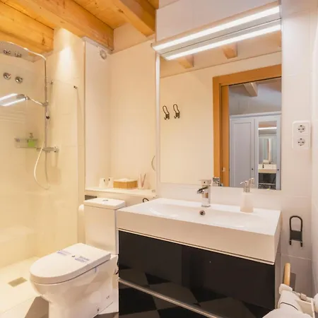 Casa Guillem 3 *