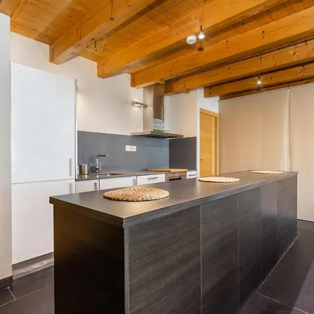 Casa Guillem 3 *
